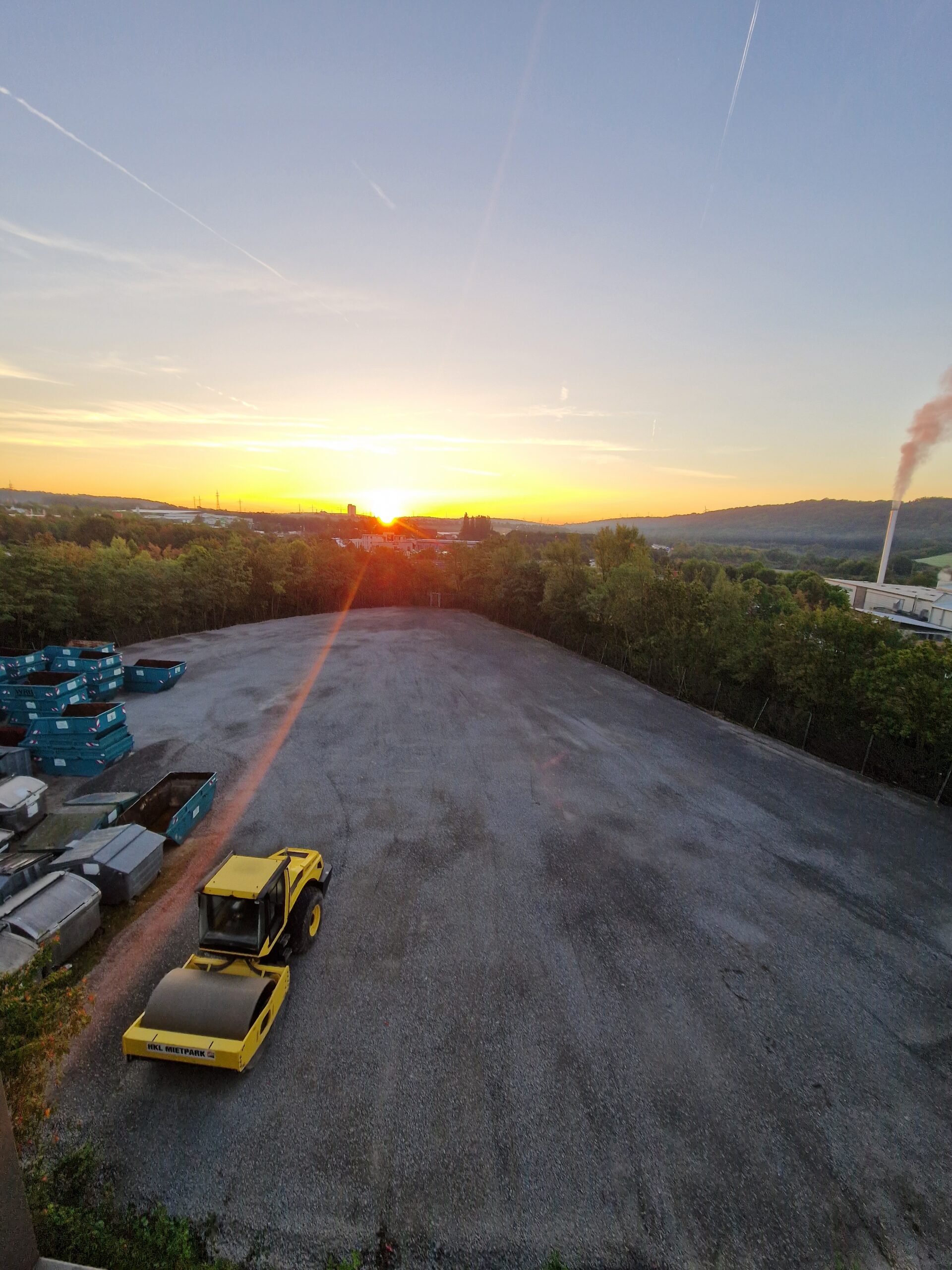 Neuer Containerplatz