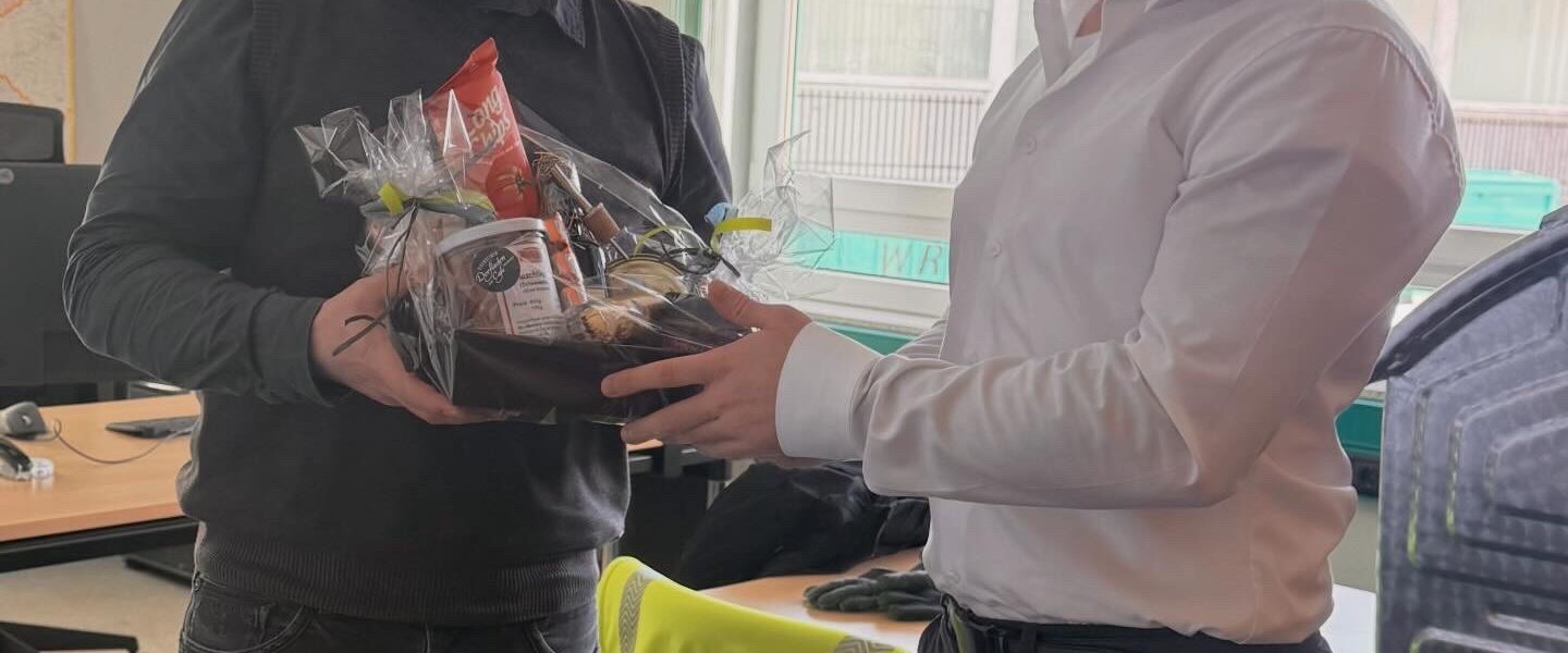 9582165C-4285-4421-9B51-BF5BE58C2D37